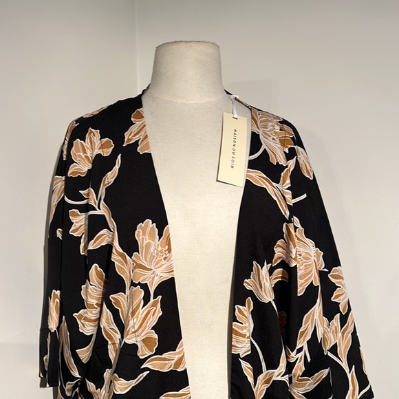 Maison Du Soir robe. Black with camel/ tan floral print. Size L/XL - Picture 2 of 3